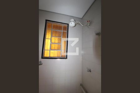 Casa à venda com 213m², 4 quartos e 3 vagasBanheiro social (térreo)