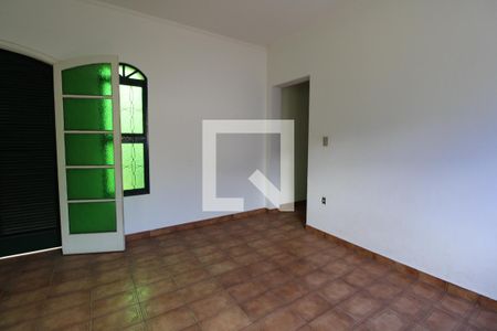 Casa à venda com 213m², 4 quartos e 3 vagasQuarto Suíte (1º pavimento)