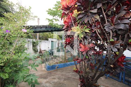 Casa à venda com 213m², 4 quartos e 3 vagasQuintal e garagem