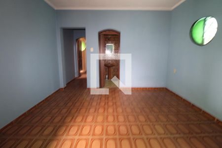 Casa à venda com 213m², 4 quartos e 3 vagasQuarto Suíte (térreo)