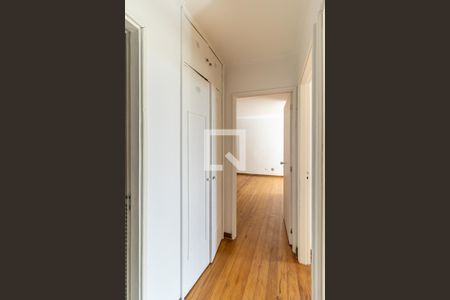 Corredor de apartamento para alugar com 3 quartos, 162m² em Santa Cecília, São Paulo