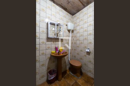 Casa à venda com 250m², 2 quartos e 1 vagaBanheiro