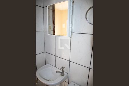 Banheiro de casa para alugar com 1 quarto, 53m² em Vila Ede, São Paulo