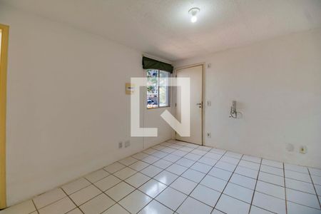 Sala  de apartamento para alugar com 2 quartos, 40m² em Jardim Dona Leopoldina, Porto Alegre