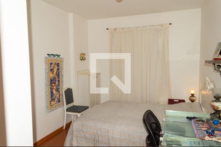 Apartamento à venda com 154m², 3 quartos e 2 vagasQuarto 1 - Suíte