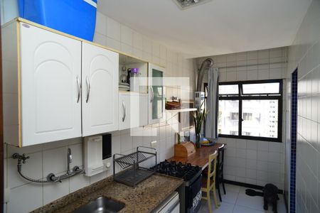 Cozinha de apartamento à venda com 3 quartos, 154m² em Barra da Tijuca, Rio de Janeiro