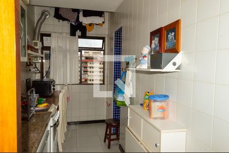 Apartamento à venda com 154m², 3 quartos e 2 vagasCozinha