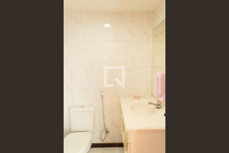 Apartamento à venda com 154m², 3 quartos e 2 vagasBanheiro da Suíte 3