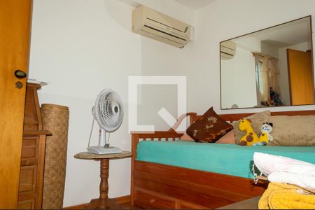 Apartamento à venda com 154m², 3 quartos e 2 vagasQuarto 2 - Suíte