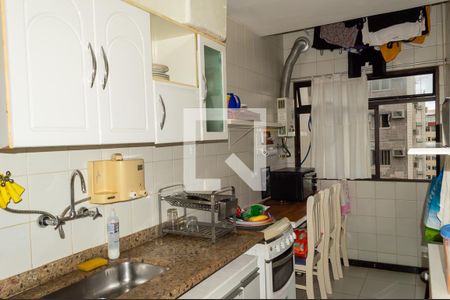 Apartamento à venda com 154m², 3 quartos e 2 vagasCozinha