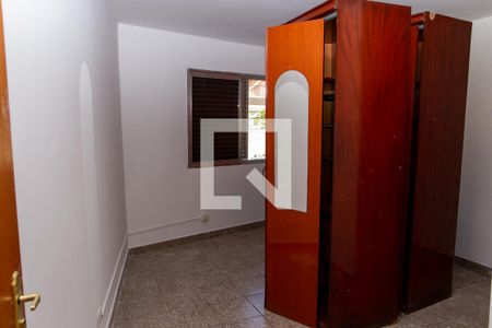 Casa para alugar com 262m², 4 quartos e 4 vagasQuarto de Serviço