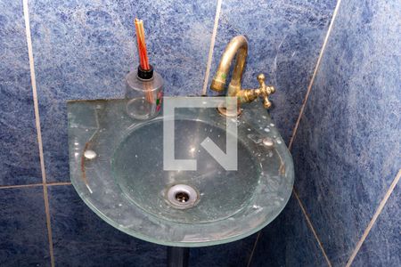 Casa para alugar com 262m², 4 quartos e 4 vagasDetalhe banheiro