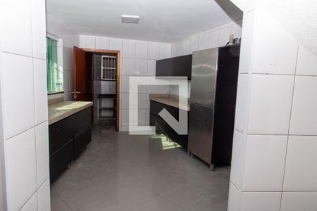 Casa para alugar com 262m², 4 quartos e 4 vagasCozinha