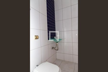 Casa para alugar com 262m², 4 quartos e 4 vagasBanheiro de Serviço