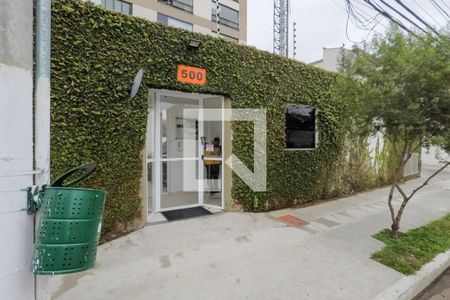 Apartamento para alugar com 36m², 1 quarto e 1 vaga Apartamento para alugar com 36m², 1 quarto e 1 vagaFachada