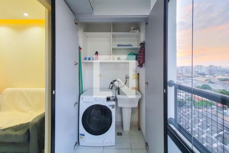Apartamento para alugar com 36m², 1 quarto e 1 vaga Apartamento para alugar com 36m², 1 quarto e 1 vagaSacada