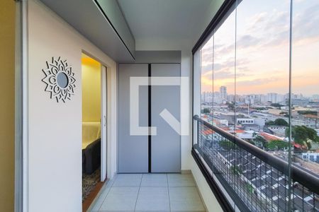 Apartamento para alugar com 36m², 1 quarto e 1 vaga Apartamento para alugar com 36m², 1 quarto e 1 vagaSacada