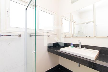 Apartamento à venda com 215m², 4 quartos e 2 vagasBanheiro Social