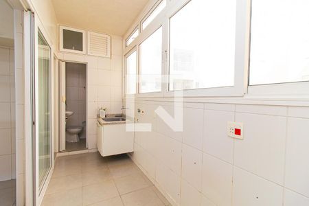 Apartamento à venda com 215m², 4 quartos e 2 vagasÁrea de Serviço