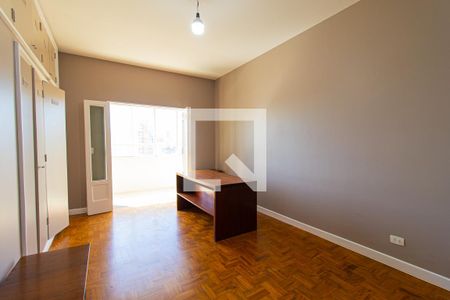 Apartamento à venda com 215m², 4 quartos e 2 vagasEscritório