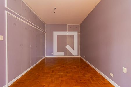 Apartamento à venda com 215m², 4 quartos e 2 vagasSuíte 1