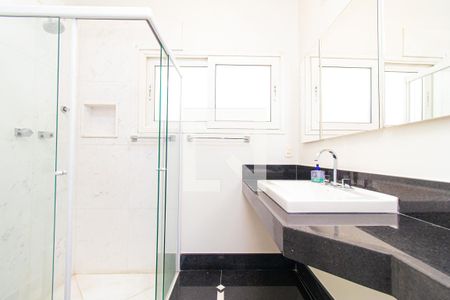Apartamento à venda com 215m², 4 quartos e 2 vagasBanheiro Social