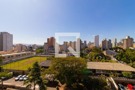 Apartamento à venda com 215m², 4 quartos e 2 vagasVista