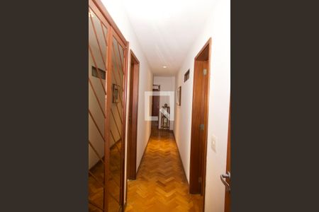 Apartamento à venda com 191m², 3 quartos e 2 vagasCorredor