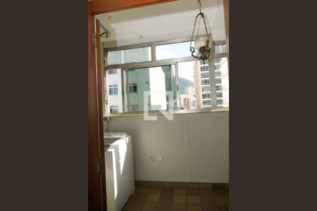 Apartamento à venda com 191m², 3 quartos e 2 vagasÁrea serviço