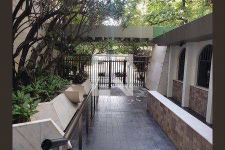 Apartamento à venda com 191m², 3 quartos e 2 vagasPortaria