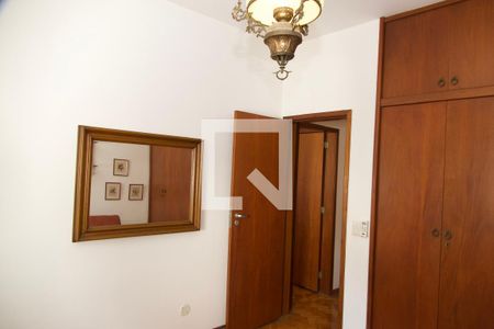 Apartamento à venda com 191m², 3 quartos e 2 vagasQuarto 2
