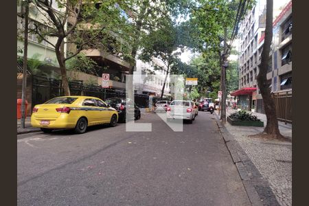 Apartamento à venda com 191m², 3 quartos e 2 vagasVista da Rua