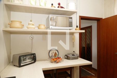 Apartamento à venda com 191m², 3 quartos e 2 vagasDespensa