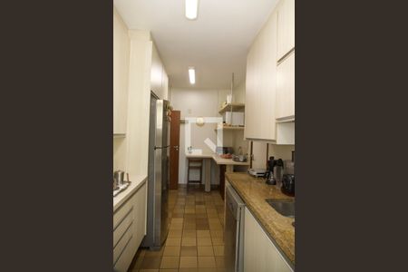 Apartamento à venda com 191m², 3 quartos e 2 vagasCozinha