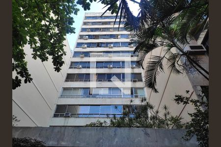 Apartamento à venda com 191m², 3 quartos e 2 vagasFachada