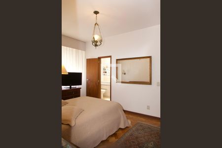 Apartamento à venda com 191m², 3 quartos e 2 vagasSuíte