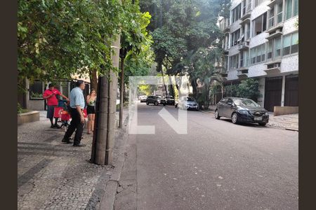 Apartamento à venda com 191m², 3 quartos e 2 vagasVista da Rua