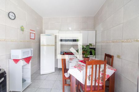 Casa à venda com 286m², 3 quartos e 6 vagas Casa à venda com 286m², 3 quartos e 6 vagasCasa 2 - cozinha