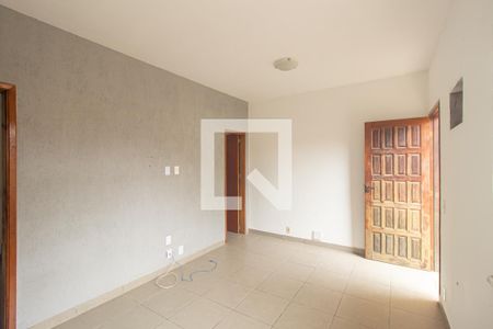 Sala de casa para alugar com 4 quartos, 180m² em Guaratiba, Rio de Janeiro