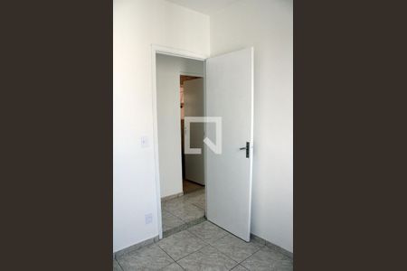 Quarto 1 de apartamento à venda com 3 quartos, 55m² em Piraporinha, Diadema