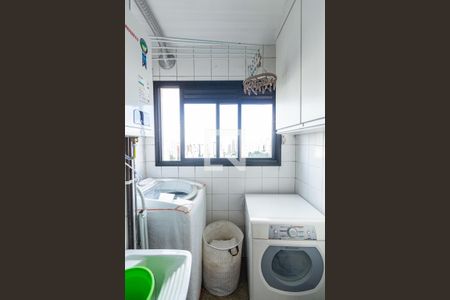 Apartamento à venda com 88m², 2 quartos e 2 vagasLavanderia