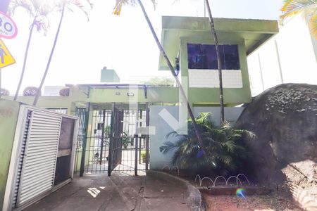 Apartamento para alugar com 52m², 2 quartos e 1 vaga Apartamento para alugar com 52m², 2 quartos e 1 vagaFachada