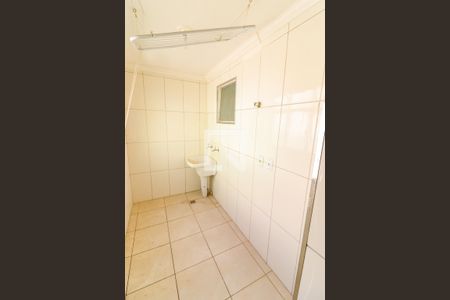 Apartamento para alugar com 52m², 2 quartos e 1 vaga Apartamento para alugar com 52m², 2 quartos e 1 vagaLavanderia