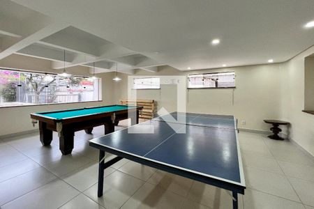 Apartamento à venda com 72m², 2 quartos e 1 vagaÁrea comum