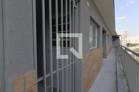 Área Externa de kitnet/studio para alugar com 1 quarto, 30m² em Vila Ipojuca, São Paulo