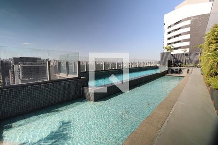 Apartamento para alugar com 50m², 1 quarto e 1 vagaÁrea comum - Piscina