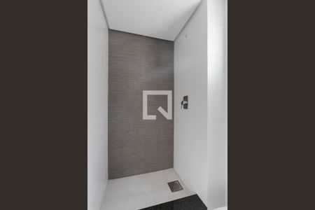 Banheiro da Suíte 1 de apartamento à venda com 2 quartos, 83m² em Petrópolis, Porto Alegre