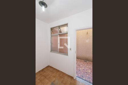 Casa à venda com 365m², 5 quartos e 4 vagasQuarto de Serviço