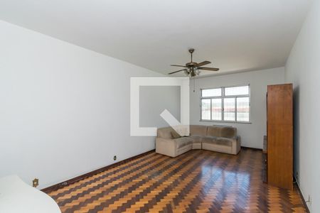 Casa à venda com 365m², 5 quartos e 4 vagasSala do 2º andar