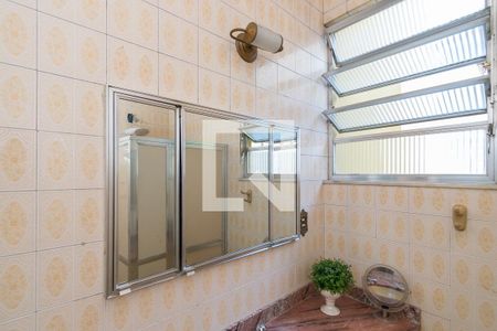 Casa à venda com 365m², 5 quartos e 4 vagasBanheiro da Suíte